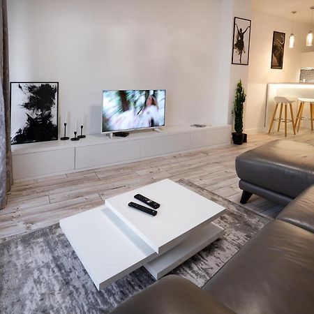 Apartamento Beautiful Place In The Heart Of The City!!!! Plovdiv Exterior foto