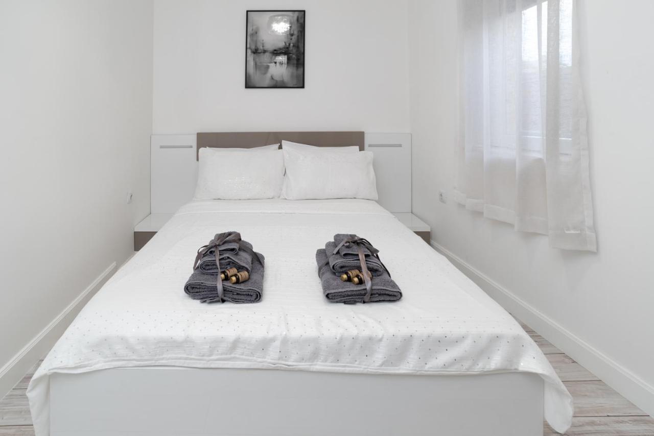 Apartamento Beautiful Place In The Heart Of The City!!!! Plovdiv Exterior foto