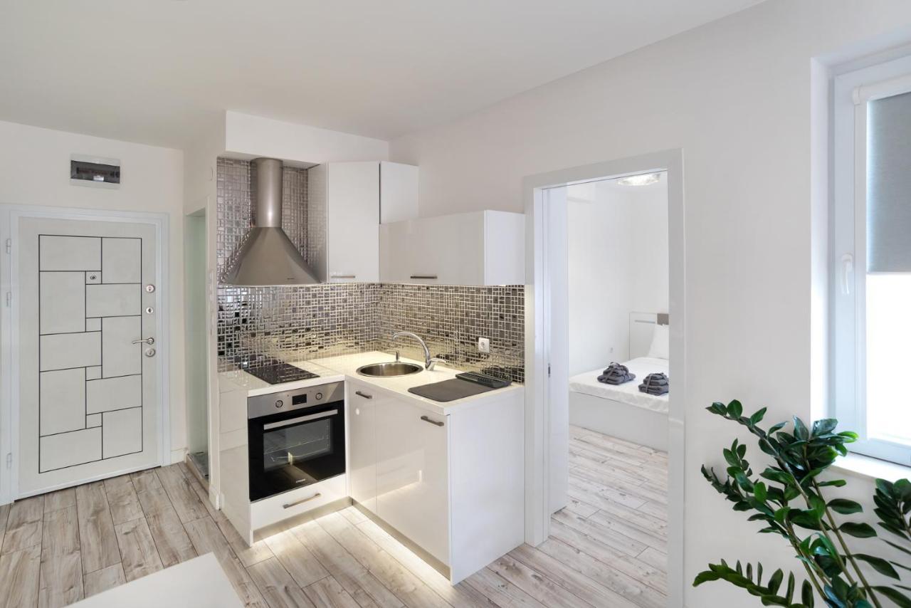 Apartamento Beautiful Place In The Heart Of The City!!!! Plovdiv Exterior foto