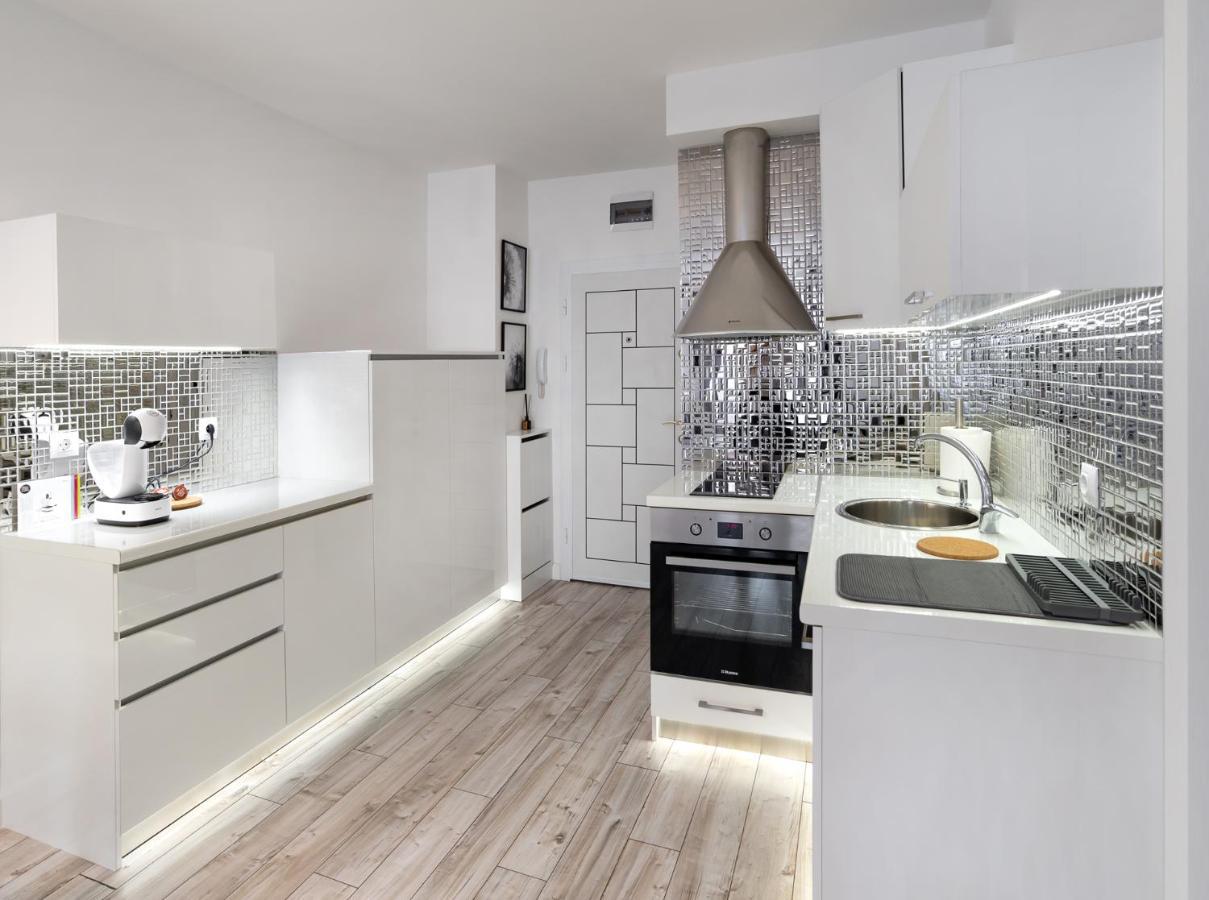 Apartamento Beautiful Place In The Heart Of The City!!!! Plovdiv Exterior foto
