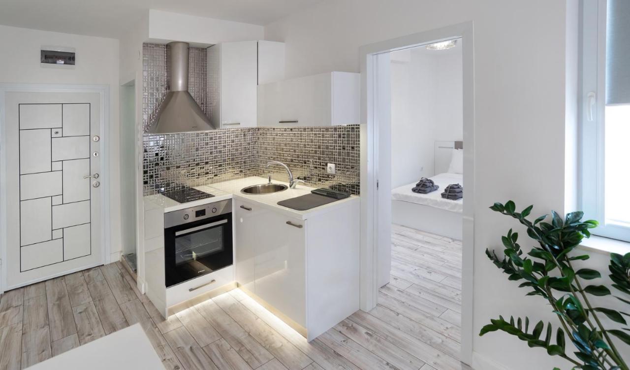 Apartamento Beautiful Place In The Heart Of The City!!!! Plovdiv Exterior foto